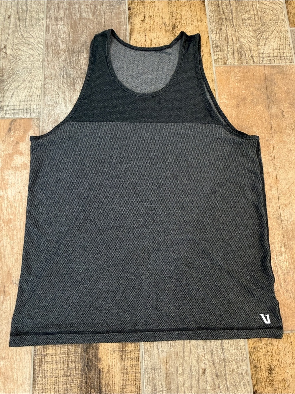 Vuori Mens Gray Grandview Tech Tank Workout Tank Top Size Large L